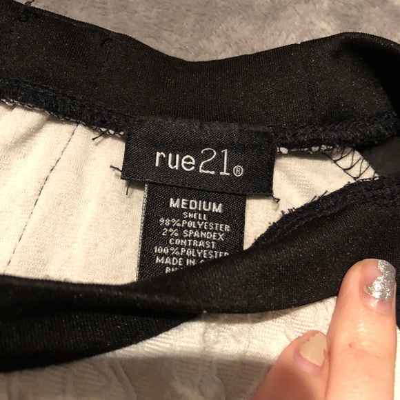 Rue 21 Top - Picture 4 of 5